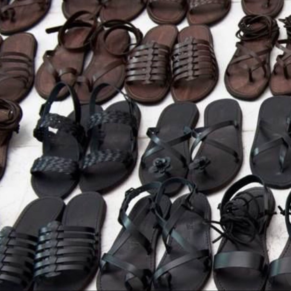 🆕🌹INCREDIBLE SANDALS FOR MEN, UNIQUE, HANDMADE - Picture 2 of 3